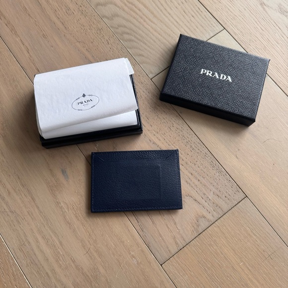 Authentic Prada Leather Navy Blue Cardholder Wallet BRAND NEW - Picture 3 of 4